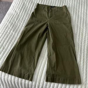 Olive crop culotte